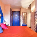 Hotel Royale Montsouris 3*