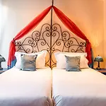 Hotel Royale Montsouris 3*