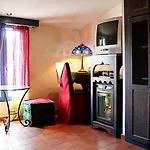 Hotel Royale Montsouris 3*