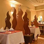 Royale Montsouris 3* Parijs