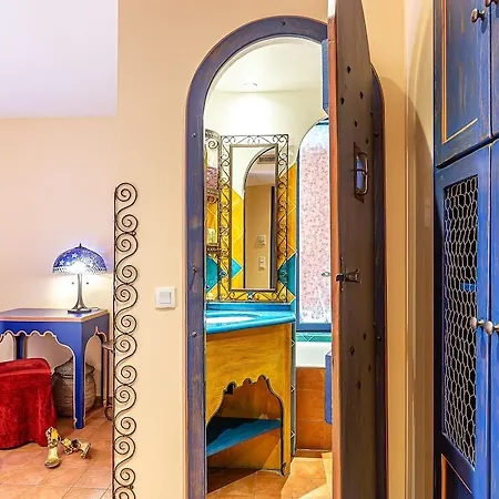 Hotel Royale Montsouris 3*