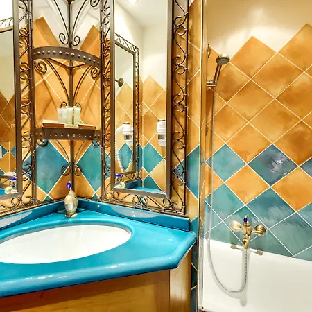 Royale Montsouris Paris