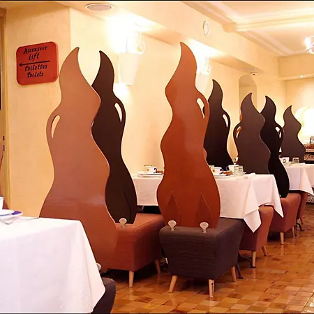 Szálloda Royale Montsouris 3*