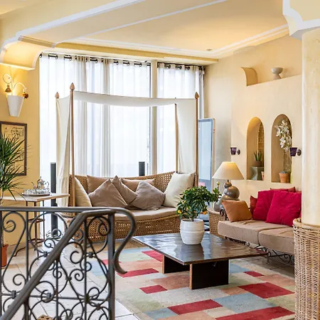 Royale Montsouris Hotel 3*