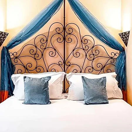 Royale Montsouris Szálloda
