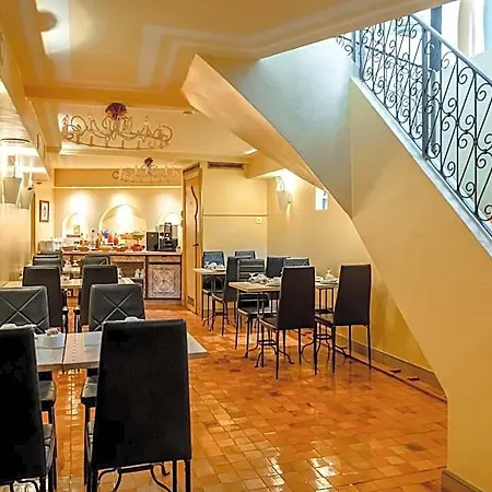 Hotel Royale Montsouris 3*
