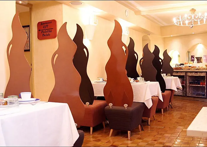 Hotel Royale Montsouris 3*