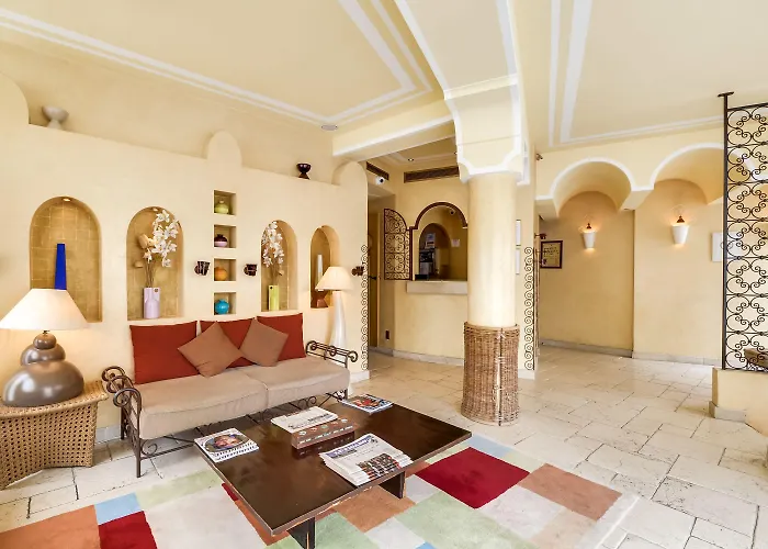 Royale Montsouris Hotel 3*