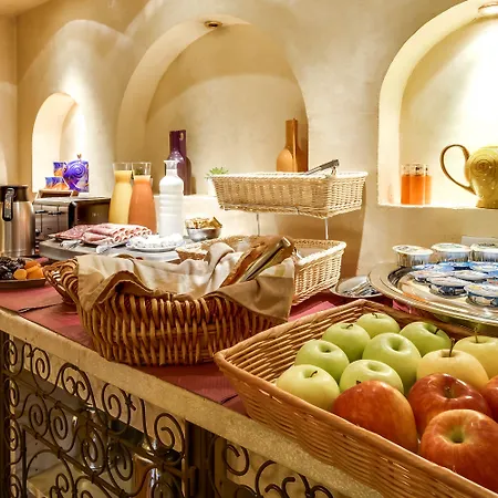 Royale Montsouris Hotel 3*